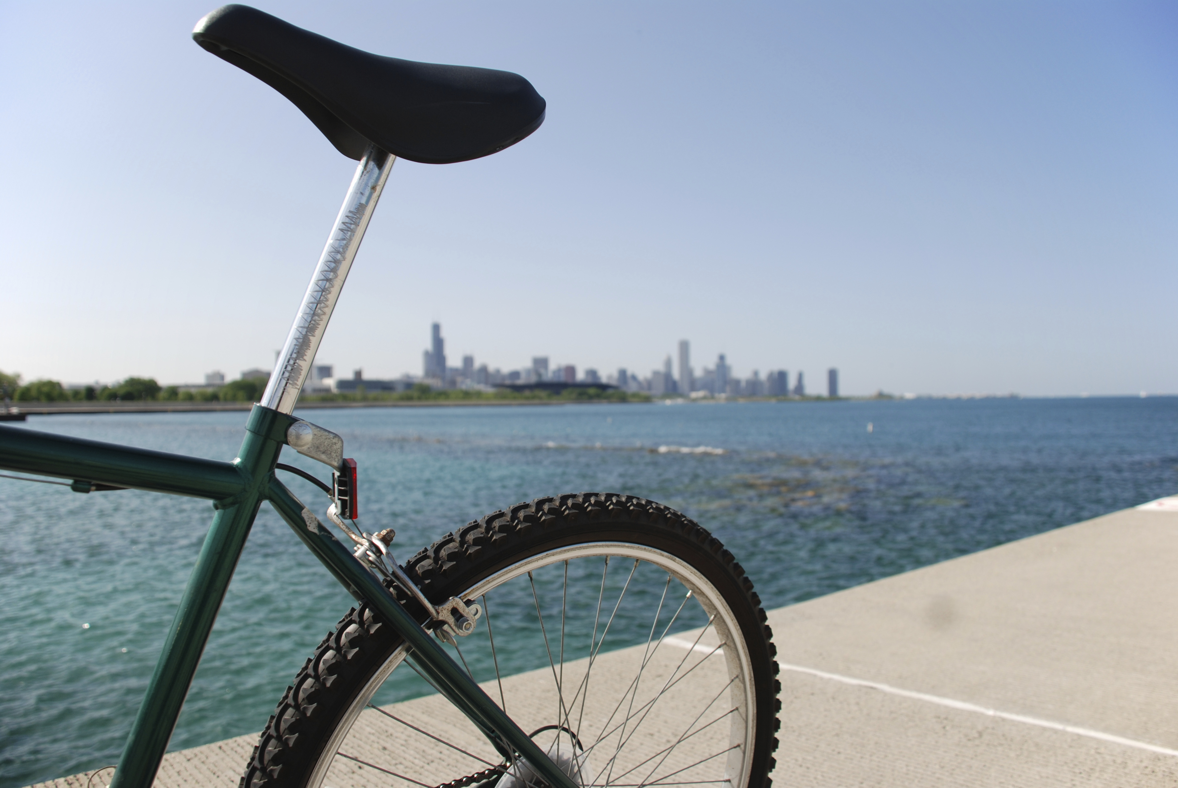 Bike - Chicago and Lake in Background-getty trans.jpg